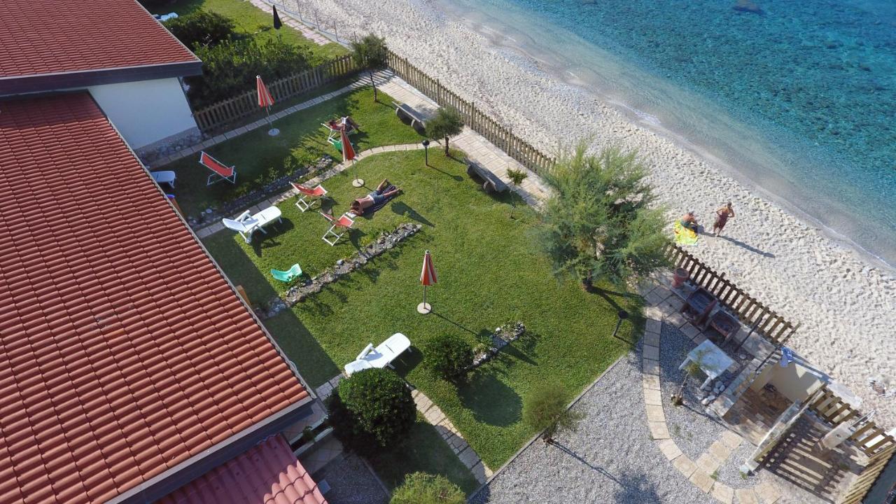 Le Casette Sul Mare Capo Vaticano Kültér fotó
