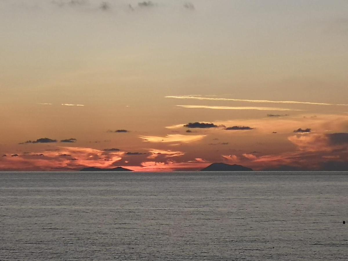 Le Casette Sul Mare Capo Vaticano Kültér fotó