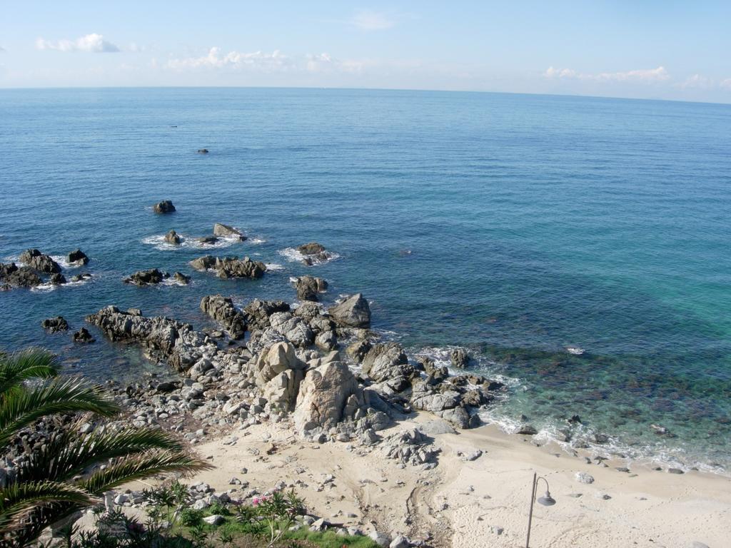 Le Casette Sul Mare Capo Vaticano Kültér fotó