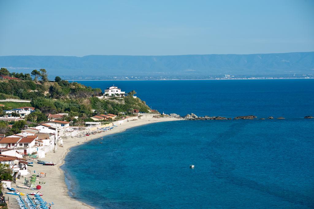 Le Casette Sul Mare Capo Vaticano Kültér fotó
