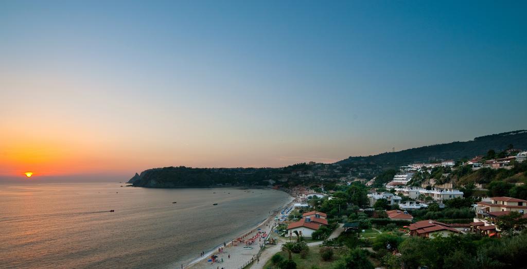 Le Casette Sul Mare Capo Vaticano Kültér fotó