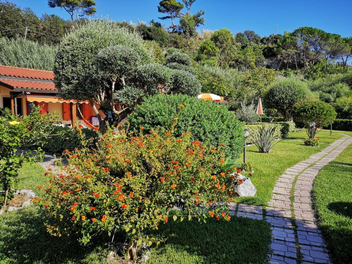 Le Casette Sul Mare Capo Vaticano Kültér fotó